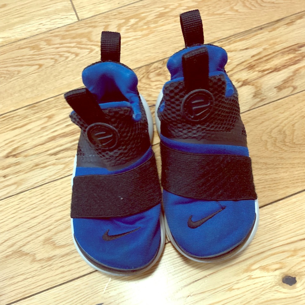 Nike Prestos.